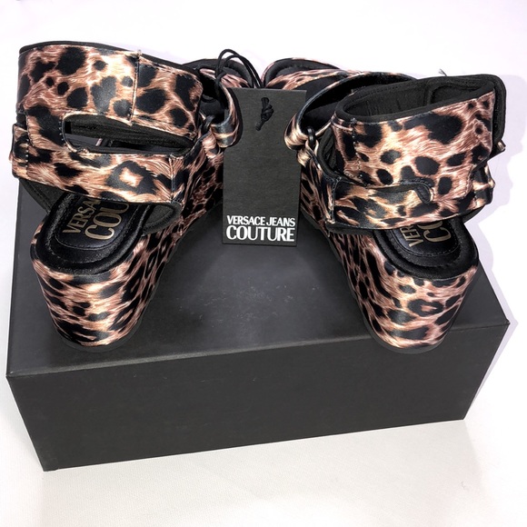 NWT Versace Jeans couture leopard print platform sandals size 8 - Picture 3 of 11